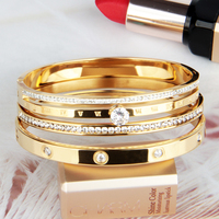 Bracelet en acier inoxydable plaqué or 18 carats de haute qualité pour femme, avec cœur incrusté de diamants et versets variés, idéal comme cadeau ou accessoire.