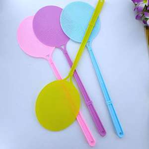 Grande tapette à mouches en plastique à tête ronde, avec manche allongé et épaissi, pour usage domestique, tue-moustiques manuel, petit article à un yuan. - Product Image 5