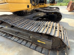 รถขุดดินระบบไฮดรอลิกแบบมือสอง320D2 330GC 320GX ตักตีนตะขาบแบบใช้แล้ว30ตันของแท้จากญี่ปุ่น - Product Image 3