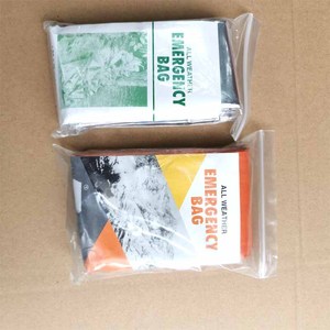 Saco de Dormir Térmico Ligero de PE para Emergencias, con Cordón Ajustable, para Acampar, Supervivencia al Aire Libre - Product Image 1