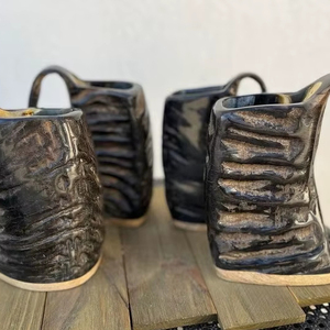 Auténtico Cuerno para Beber de Guerrero Nórdico, para Cerveza y Hidromiel, con Logotipo Personalizado al Precio Más Bajo - Product Image 1