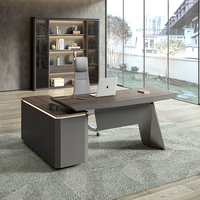Bureau de direction en L de luxe moderne et convertible avec grand plateau en verre