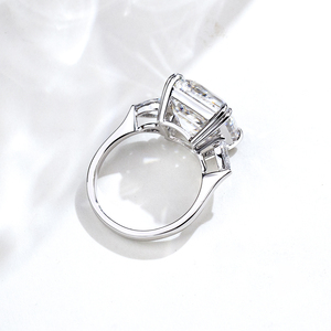 Bague de fiançailles Messi Jewelry MSR-2152 en or 18 carats avec diamant de laboratoire taille Asscher - Product Image 3