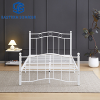 Cadre de lit plateforme en acier blanc moderne et robuste avec rangement, tailles simple et double, pour hôtels, salons et écoles