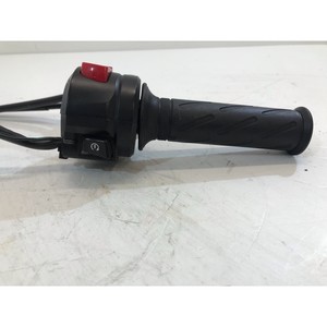 Interruttore Luce Destra e Controllo Acceleratore Suzuki Bandit GSF 650 S 2006-2012 - Product Image 1