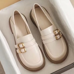 รองเท้าโลฟเฟอร์แบบสวมสำหรับผู้หญิง พื้นรองเท้าส้นเตี้ย ยางกันลื่น สวมใส่สบาย สไตล์ลำลอง ไซส์ 35-43 - Product Image 1