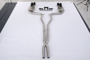 ระบบท่อไอเสียวาล์วทรอนิกสำหรับฟอร์ดมัสแตง 5.0L V8 แคทแบ็ค ท่อเก็บเสียงแบบวาล์วอิเล็กทรอนิกส์ ท่อไอเสียสแตนเลส 304 - Product Image 2