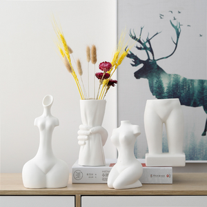 <span class=keywords><strong>Vase</strong></span> en céramique blanc en forme de corps humain, support pour fleurs séchées, <span class=keywords><strong>vase</strong></span> en céramique en forme de <span class=keywords><strong>fesses</strong></span> de femme pour une décoration amusante du salon ou du bureau - Product Image 2