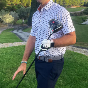 Proveedor de Camisetas Polo Deportivas a Rayas con Logotipo Personalizado Bordado e Impresión Completa, 90% Poliéster, 10% Elastano, Colores Deportivos para Golf - Product Image 1