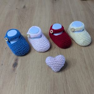 Nouveau design personnalisé chaussons <span class=keywords><strong>crochet</strong></span> pour bébé chaussures pour nouveau-nés <span class=keywords><strong>crochet</strong></span> faites à la main pour bébés filles garçons chaussures cadeau de douche - Product Image 1