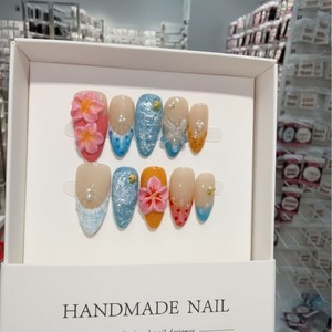 เล็บปลอมแบบกดติดทรงอัลมอนด์สั้น ทำมือ ลายดอก<span class=keywords><strong>ชบา</strong></span> 3 มิติ ลายสก็อต<span class=keywords><strong>สี</strong></span>น้ำเงิน ปลายเล็บแบบฝรั่งเศส และลายปลาดาวทะเล สำหรับวันหยุดฤดูร้อนสไตล์ทรอปิคอล - Product Image 3