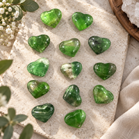 Cœur en fluorite verte polie de 3 cm pour la décoration intérieure, la méditation, la collection, les cadeaux et l'affichage de poche