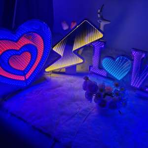 Miroir lumineux LED alimenté par USB avec design en zigzag, intensité réglable, surface en acrylique étanche IPX3 pour la décoration de la maison et des centres commerciaux - Product Image 6