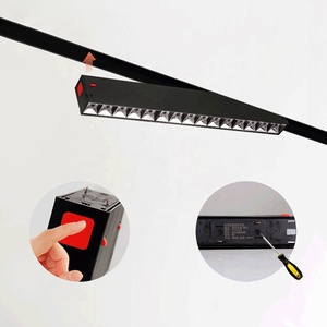 <span class=keywords><strong>2025</strong></span> mới 220V đường sắt từ tính dẫn chiếu sáng Dimmable 2.4G điều khiển thông minh từ tuyến tính theo dõi ánh sáng cho chiếu sáng thương mại - Product Image 5