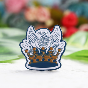 Personnalisé Pantone couleur placage métal émail doux aigle <span class=keywords><strong>logo</strong></span> personnalisé broches <span class=keywords><strong>logo</strong></span> en métal pour sacs - Product Image 4