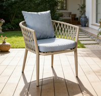 Fauteuil tressé en corde de qualité commerciale pour l'extérieur, mobilier de salle à manger pour projets hôteliers, complexes balnéaires, cafés au bord de la piscine, villas résidentielles