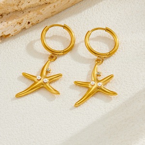 Starfish Gold Plated Pendant Stainless Steel Jewelry Set With Diamond Pearl Inlay For Gift Occasion - Product Image 3