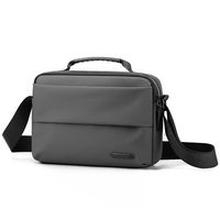 Sac bandoulière homme personnalisé en cuir PU noir, multifonctionnel et durable, sac de poitrine, fabricant OEM
