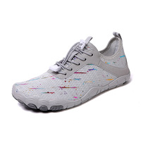 Chaussures pieds nus antidérapantes à séchage rapide pour le yoga, le HIIT, le surf et toutes les activités tout-terrain avec une boîte à orteils large