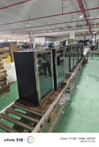 <span class=keywords><strong>Mini</strong></span>-réfrigérateur portable électrique sans givre 98L à faible bruit avec porte vitrée pour usage domestique et hôtelier - Product Image 6