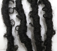 Nouveautés Vente en Gros Tresses Synthétiques Torsadées 10 Pouces Douces au Crochet Sans Nœuds 2 Pièces Dreads Butterfly Locs Faux Locs Femmes Noires