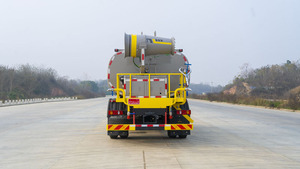 Vehículo de Supresión de Polvo Dongfeng Tianjin 4X2 con Bomba y Motor, Emisión Euro 6, Boquilla de Niebla de Agua para Construcción y Minería en China - Product Image 3