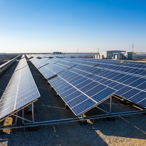 Système de montage au sol pour panneaux solaires en <span class=keywords><strong>aluminium</strong></span> AL6005 de conception professionnelle pour centrale électrique - Product Image 1