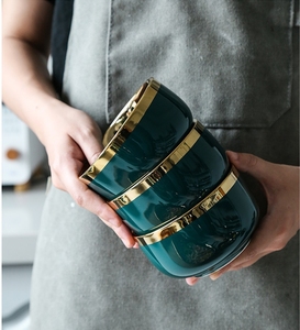 <span class=keywords><strong>Set</strong></span> di <span class=keywords><strong>Piatti</strong></span> e Ciotole di Lusso in Stile Nordico con Bordo Dorato per 2-8 Persone, Stoviglie per Casa con Ciotole per Riso, Zuppa e Verdure - Product Image 6