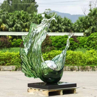 Sculptures en résine verte artistiques de taille personnalisée peintes à la main de la marque TongMei en gros, supports de décoration d'intérieur abstraits, supports totaux