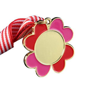 Médaille trèfle à quatre feuilles Qingwei Or Argent Bronze Personnalisable pour enfants, récompenses scolaires de maternelle, récompenses de lecture et de chant - Product Image 5