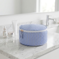 Trousse de Toilette Personnalisée à Rayures Seersucker avec Logo Personnalisé – Vente Chaude en Gros – Boîte à Bijoux Portable pour Maquillage et Voyage (pour Filles)