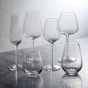 Copa de cristal a rayas con forro vertical Vintage copas de vino acanaladas redondas transparentes con línea de rayas ladrón estilo Origami de lujo - Product Image 1