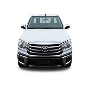 Pick-up Hilux d'occasion 2021, transmission intégrale, boîte automatique, turbo, conduite à droite, intérieur foncé, barres de toit en alliage d'aluminium, sièges en cuir - Product Image 1