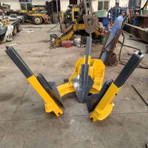 Grappin à arbres multifonctionnel diesel, broyeur de bois, pince à racines robuste pour le défrichement et la manutention des débris - Product Image 6