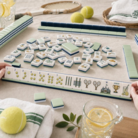 Jeu de Mahjong Américain Personnalisé avec Logo – Tuiles de Mahjong en Gros pour Clubs de Tennis, Idéal pour les Jeux Hebdomadaires Fréquents et les Cadeaux Promotionnels de Marque