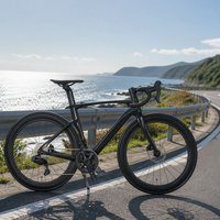 Vélo de course sur route en fibre de carbone 3K léger de 8,8 kg, 700C, transmission sans fil à 24 vitesses, frein à disque hydraulique, câblage interne