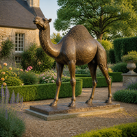 Statue de chameau antique en bronze grandeur nature pour aménagement paysager, décoration réaliste de chameau du désert résistante aux intempéries pour patio, piscine, villa