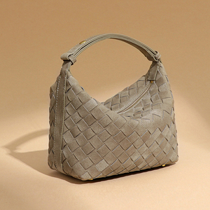 Nouveau Sac Tissé en Faux Daim Printemps 2026 – Mini Sac Fourre-tout Décontracté de Luxe Léger et Polyvalent pour Femme, Idéal pour Boîte à Bento - Product Image 1