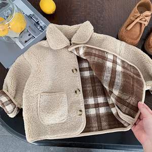 Новая детская повседневная куртка 2025 года, зимняя, в новом корейском стиле, для мальчиков, из овечьей шерсти и кожи, теплая, для малышей - Product Image 4