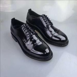 Chaussures Derby pour hommes, fabriquées à la main, sur mesure, polyvalentes, à lacets, tendance, imperméables, souples, avec semelle en caoutchouc, pour l'automne - Product Image 2