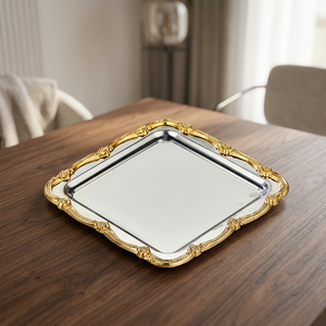 Elegante Bandeja Cuadrada para Servir con Borde Dorado, Acabado Metálico Pulido, Diseño Sólido, Uso Residencial - Product Image 4