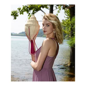 Spring And Summer Conch Shape Rattan Bag Fashion Tassel Hand Woven Straw Bag Leisure Beach Shoulder Women Crossbody Bag