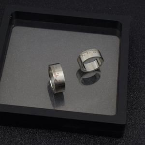 2026 Popular Simple Unique Niche Design Classic Ring Light Luxury Adjustable Unisex's Stainless Steel Rings Wholesale Jewelry - Product Image 3