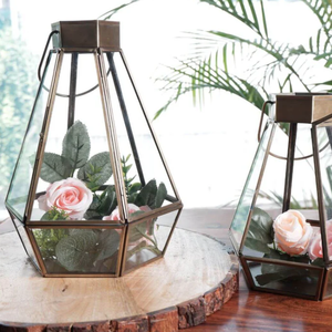 Linterna de gota rústica Juego de acabado de latón antiguo Linternas de portavelas de metal de 9,4 pulgadas y 7,4 pulgadas Linternas decorativas de aspecto antiguo - Product Image 4