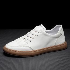 Zapatos Blancos Pequeños de Cuero Nuevos para Hombre, Zapatos Deportivos de Cuero Casuales de Moda para Hombre - Product Image 6