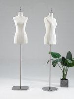 Mannequin demi-corps en bois avec tête recouverte de tissu pour les boutiques de robes de mariée et les magasins de vêtements