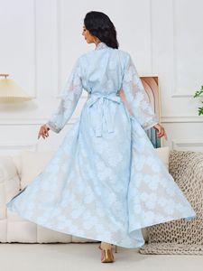 Robe élégante et moderne pour femmes musulmanes, style Dubaï, bleu clair brodé, idéale pour le quotidien et les fêtes - Product Image 4