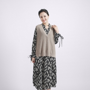 Quand la vie vous donne du cachemire, assurez-vous qu'il est 100% et stylé à la perfection. Parce que qui dit confort ne peut pas être fabuleux - Product Image 1