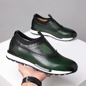 2023 primavera e autunno nuove <span class=keywords><strong>scarpe</strong></span> da uomo in pelle primo strato mocassini brogue <span class=keywords><strong>scarpe</strong></span> in pelle <span class=keywords><strong>scarpe</strong></span> basse all'ingrosso - Product Image 2