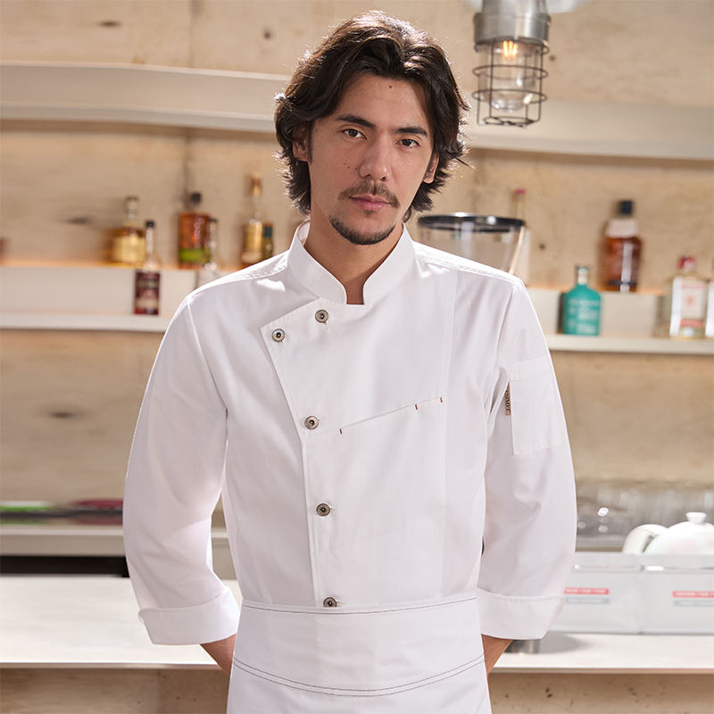 White top with long sleeves